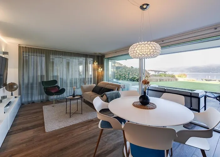 Nautica فولنسي